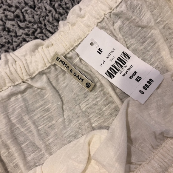 NEW Emma & Sam Cream Off the Shoulder Long Sleeve - Picture 3 of 3